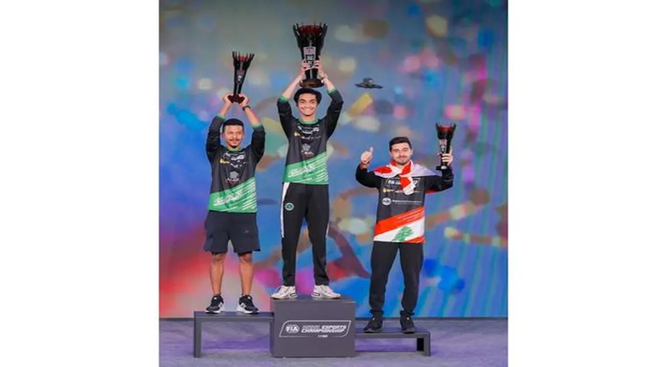 انتصار أسطوري.. نايف الفالح يتوج بطل FIA للشرق الأوسط وشمال أفريقيا 2025